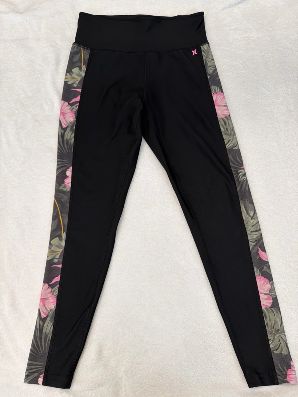 Hurley UPF 50+ Floral Panel Leggings | Black | Women’s Medium